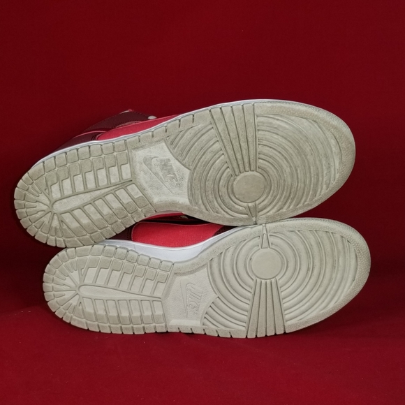 Size 8.5 - Picture 3 of 8